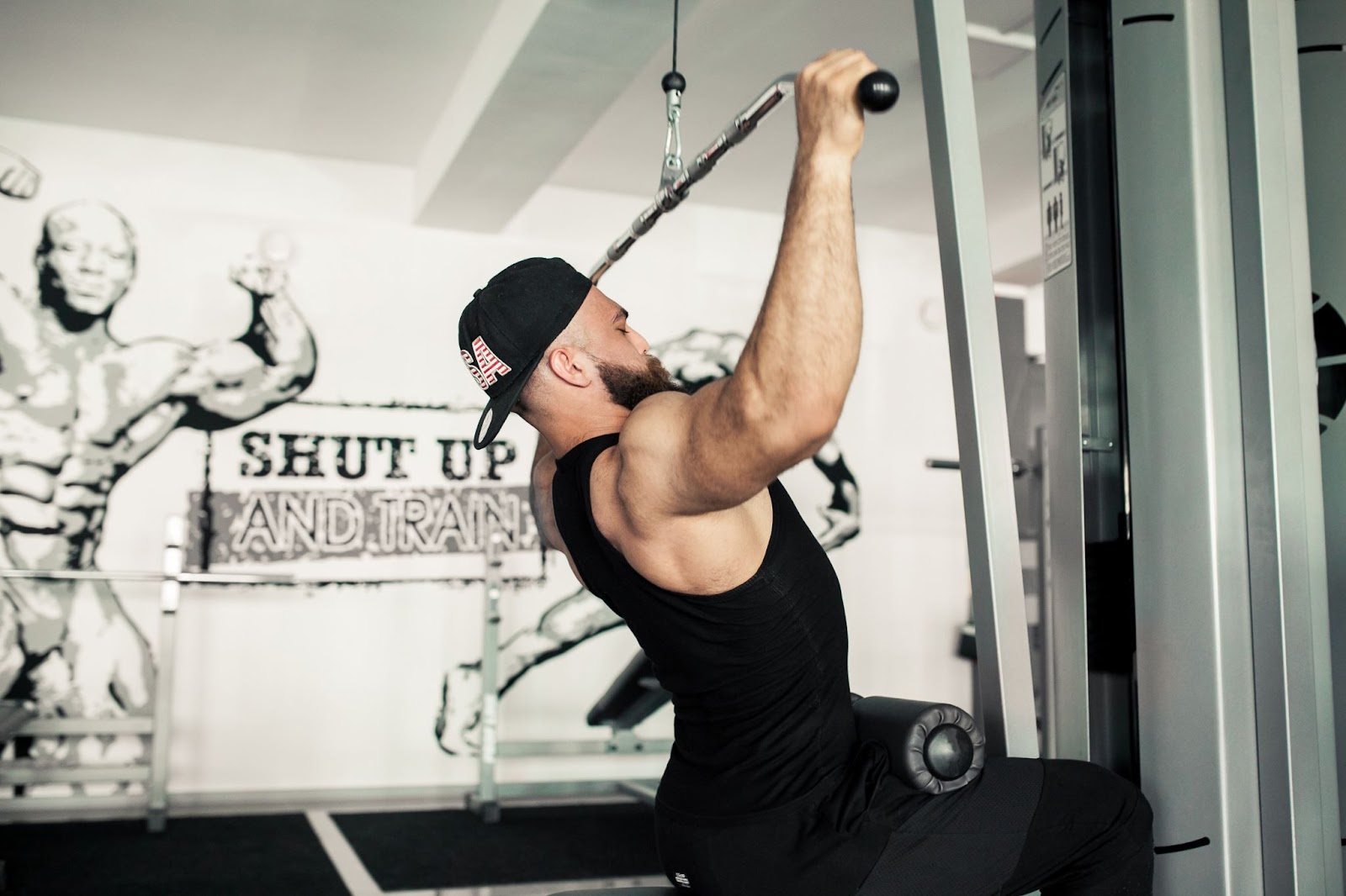 Unlocking the Impact of Pull-Ups on Your Body
